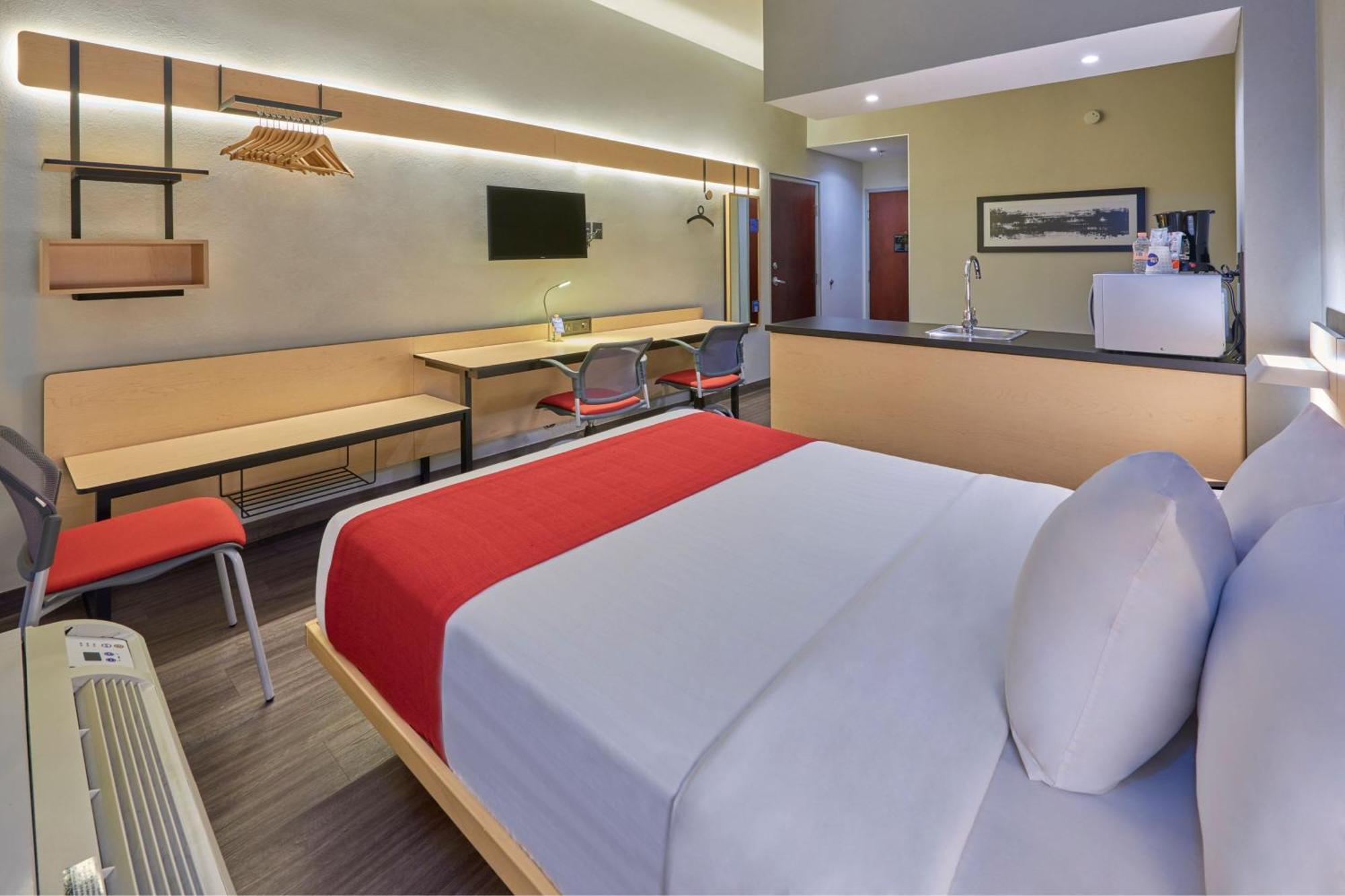 City Express By Marriott Chihuahua Buitenkant foto