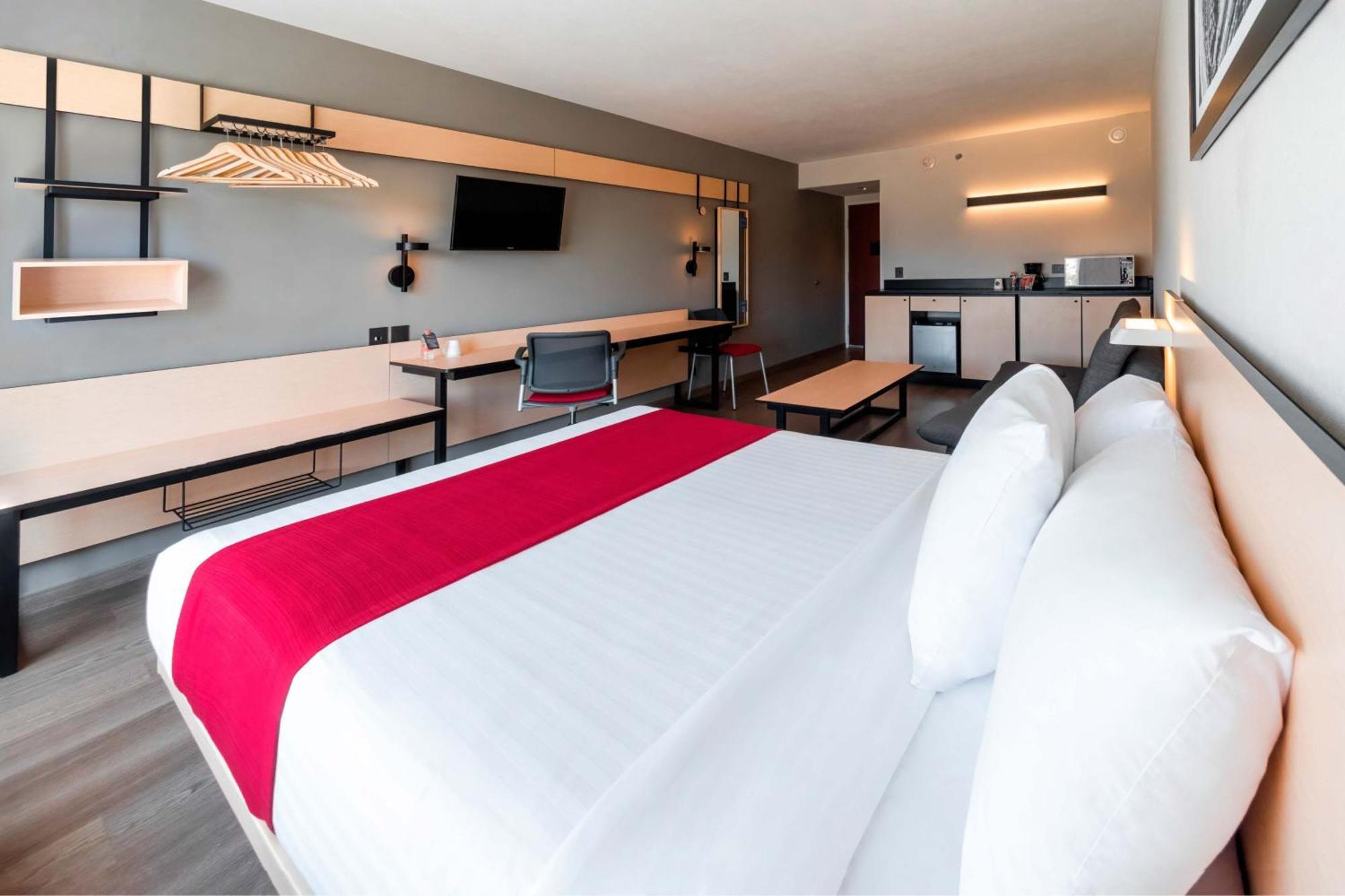 City Express By Marriott Chihuahua Buitenkant foto