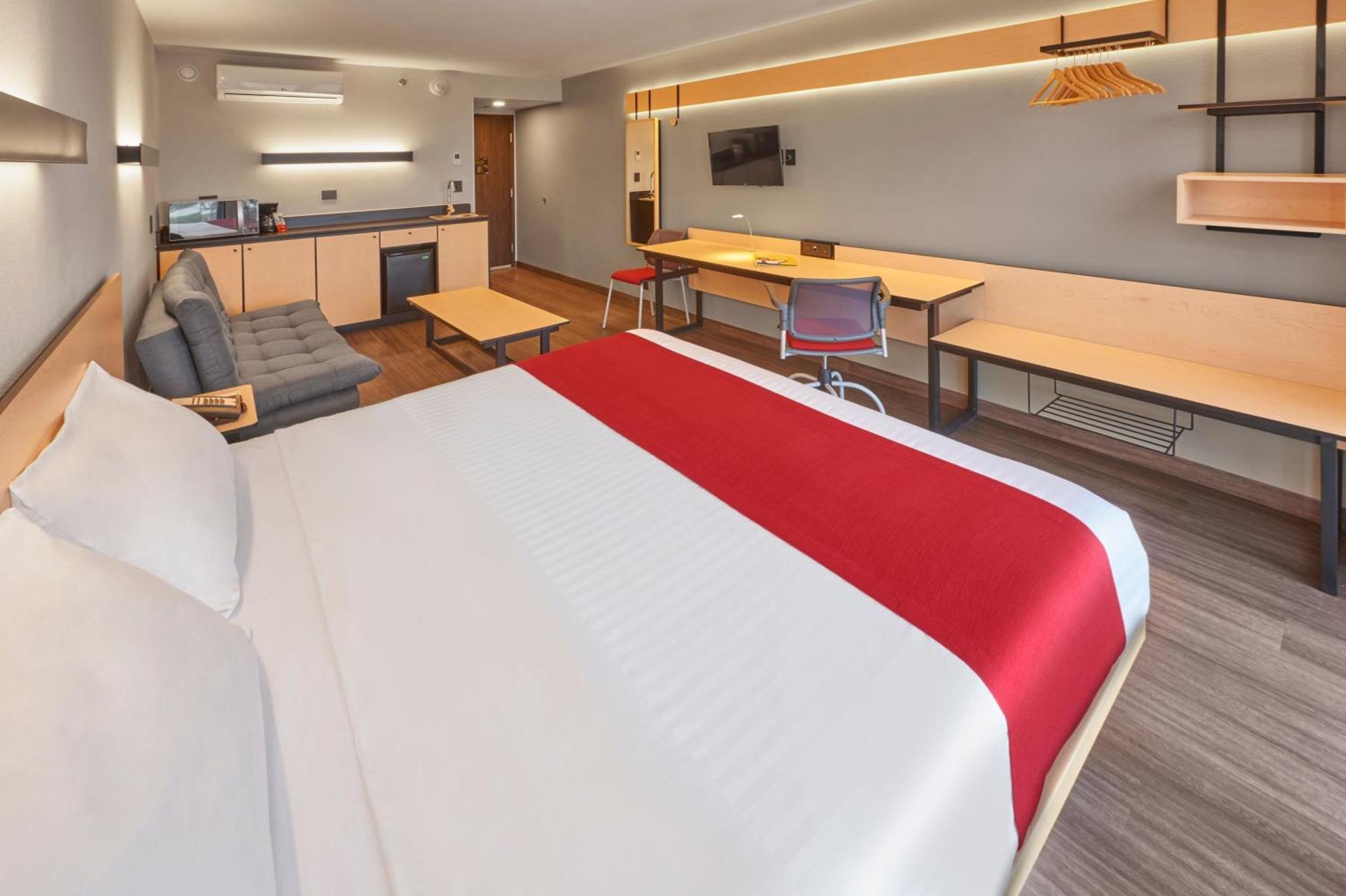 City Express By Marriott Chihuahua Buitenkant foto